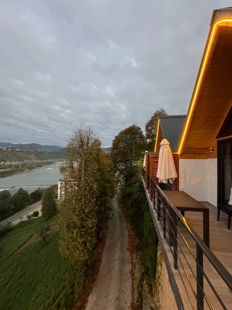 CES Bungalov, Ardeşen