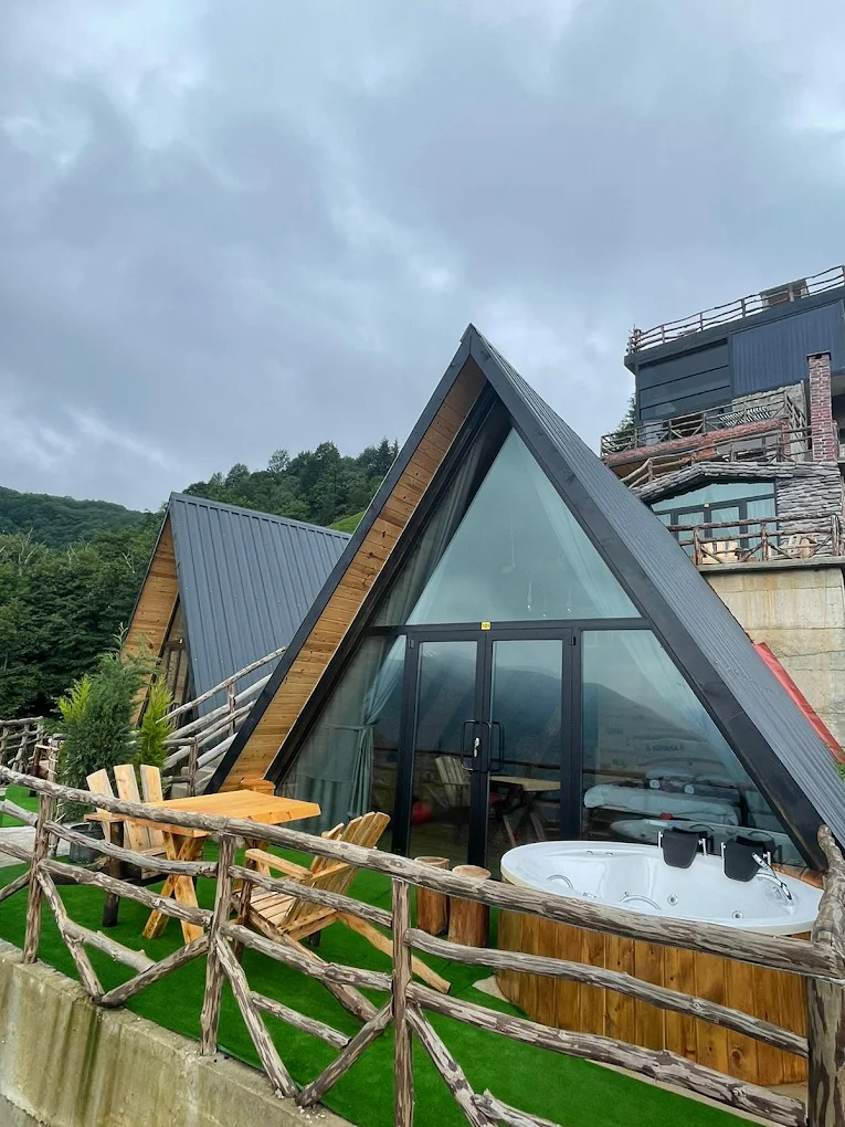 Nirvana Dağ Evleri, Çamlıhemşin